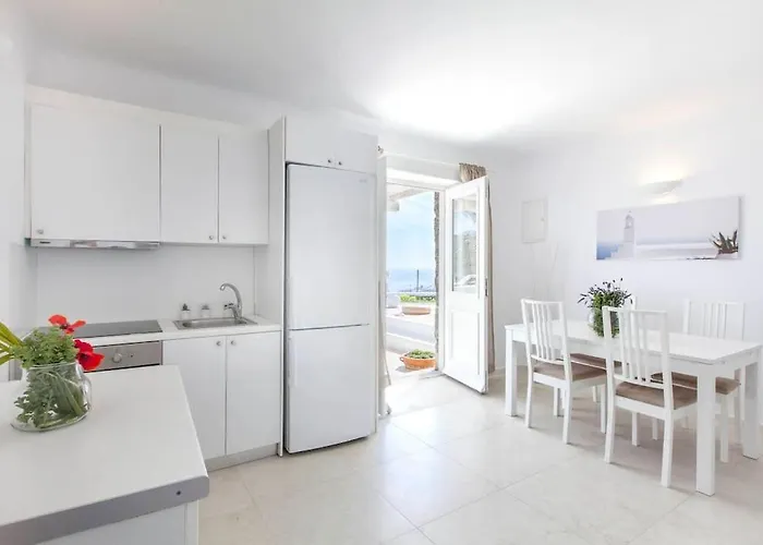 Chaniotis Jacuzzi & Pool Villa Kalafati