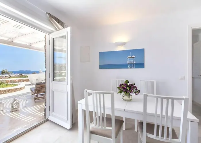 Chaniotis Jacuzzi & Pool カラファティス