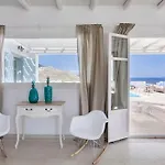 Chaniotis Jacuzzi & Pool Villa