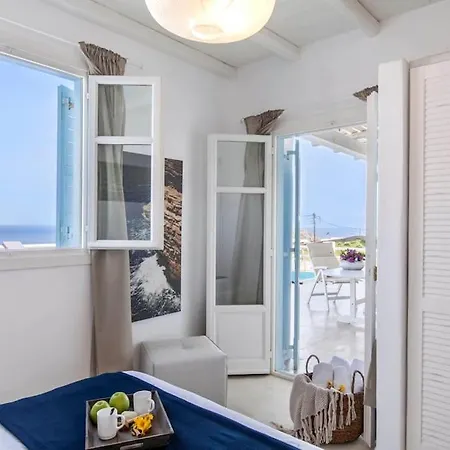 Chaniotis Jacuzzi & Pool Villa Kalafati