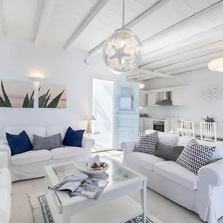 Chaniotis Jacuzzi & Pool