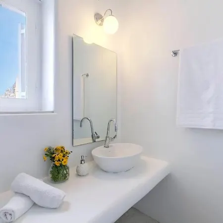 Chaniotis Jacuzzi & Pool Villa Kalafati